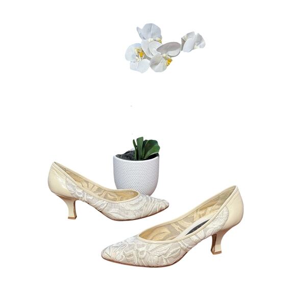 Vintage Donna Karan heels size 8 - Picture 1 of 7